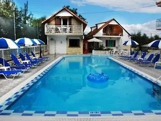 Tsolakis & Appart hôtel 2*